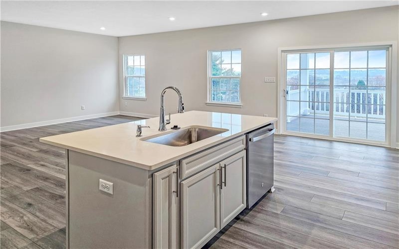 125 Black Oak Lane, Washington, 15301, 3 Bedrooms Bedrooms, 8 Rooms Rooms,2 BathroomsBathrooms,Residential,For Sale,Black Oak Lane,1731673