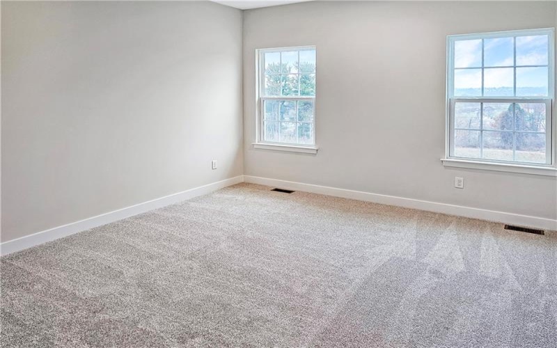 125 Black Oak Lane, Washington, 15301, 3 Bedrooms Bedrooms, 8 Rooms Rooms,2 BathroomsBathrooms,Residential,For Sale,Black Oak Lane,1731673