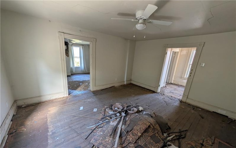 495 Broad St, Washington, 15301, 4 Bedrooms Bedrooms, ,2 BathroomsBathrooms,Residential,For Sale,Broad St,1742364