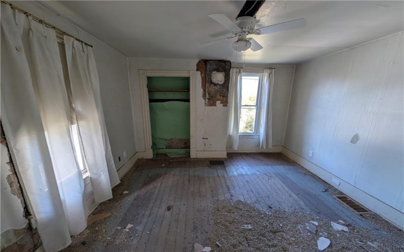 495 Broad St, Washington, 15301, 4 Bedrooms Bedrooms, ,2 BathroomsBathrooms,Residential,For Sale,Broad St,1742364