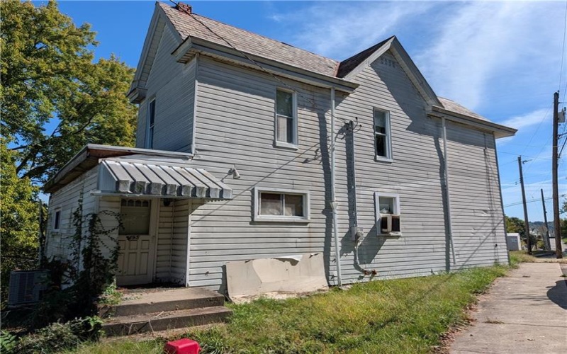 495 Broad St, Washington, 15301, 4 Bedrooms Bedrooms, ,2 BathroomsBathrooms,Residential,For Sale,Broad St,1742364