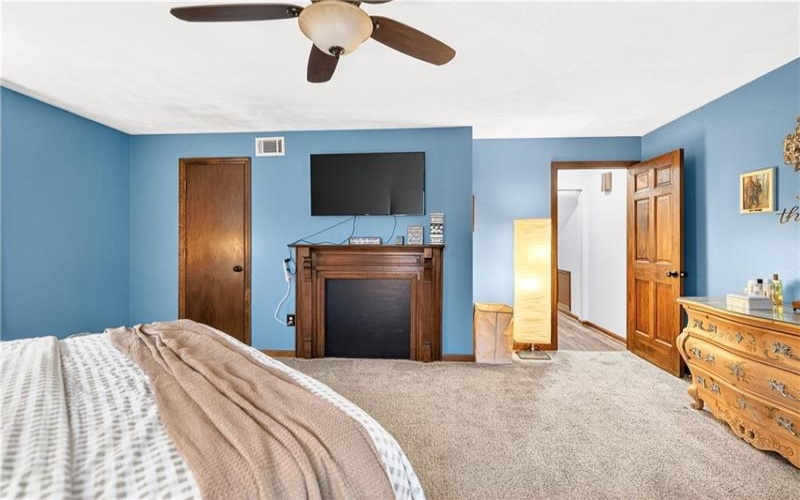 420 Kennedy Road, Charleroi, 15022, 4 Bedrooms Bedrooms, 10 Rooms Rooms,2 BathroomsBathrooms,Residential,For Sale,Kennedy Road,1725386