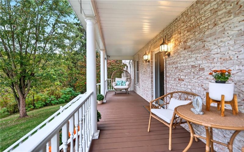 420 Kennedy Road, Charleroi, 15022, 4 Bedrooms Bedrooms, 10 Rooms Rooms,2 BathroomsBathrooms,Residential,For Sale,Kennedy Road,1725386