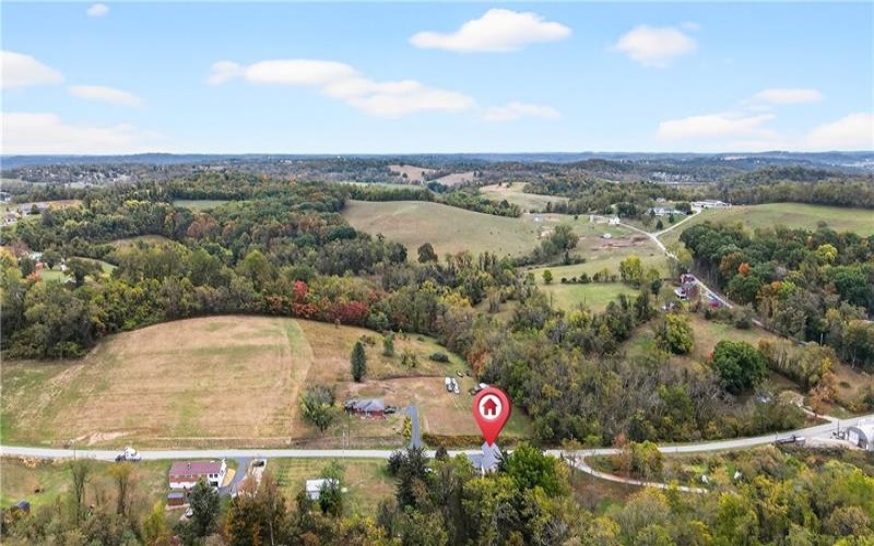 420 Kennedy Road, Charleroi, 15022, 4 Bedrooms Bedrooms, 10 Rooms Rooms,2 BathroomsBathrooms,Residential,For Sale,Kennedy Road,1725386