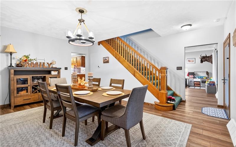 420 Kennedy Road, Charleroi, 15022, 4 Bedrooms Bedrooms, 10 Rooms Rooms,2 BathroomsBathrooms,Residential,For Sale,Kennedy Road,1725386