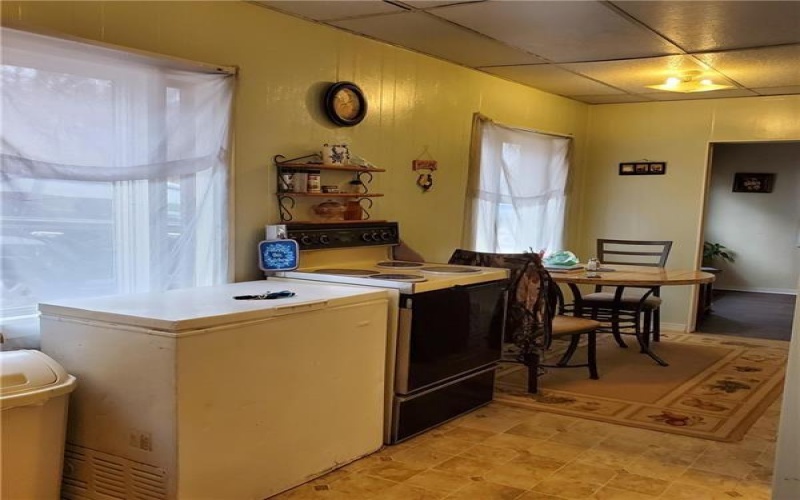 1075 & 1077 Beau St (SR 136), Washington, 15301, ,Commercial-industrial-business,For Sale,Beau St (SR 136),1739586