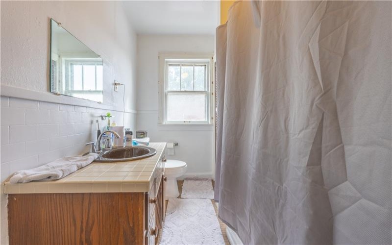 190 Dixon Blvd, Uniontown, 15401, 5 Bedrooms Bedrooms, ,2 BathroomsBathrooms,Residential,For Sale,Dixon Blvd,1744844