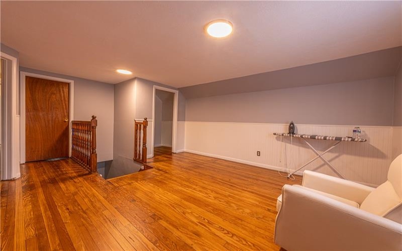 190 Dixon Blvd, Uniontown, 15401, 5 Bedrooms Bedrooms, ,2 BathroomsBathrooms,Residential,For Sale,Dixon Blvd,1744844