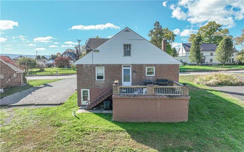 190 Dixon Blvd, Uniontown, 15401, 5 Bedrooms Bedrooms, ,2 BathroomsBathrooms,Residential,For Sale,Dixon Blvd,1744844