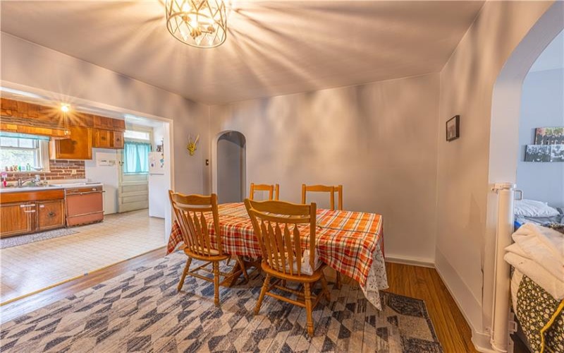 190 Dixon Blvd, Uniontown, 15401, 5 Bedrooms Bedrooms, ,2 BathroomsBathrooms,Residential,For Sale,Dixon Blvd,1744844