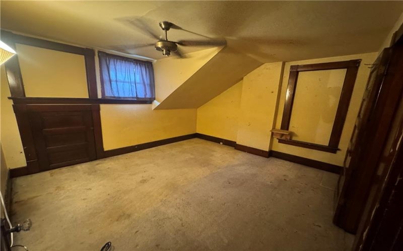 237 S Lincoln Street, Washington, 15301, 3 Bedrooms Bedrooms, 7 Rooms Rooms,1 BathroomBathrooms,Residential,For Sale,S Lincoln Street,1736320