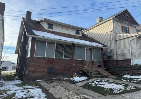 237 S Lincoln Street, Washington, 15301, 3 Bedrooms Bedrooms, 7 Rooms Rooms,1 BathroomBathrooms,Residential,For Sale,S Lincoln Street,1736320