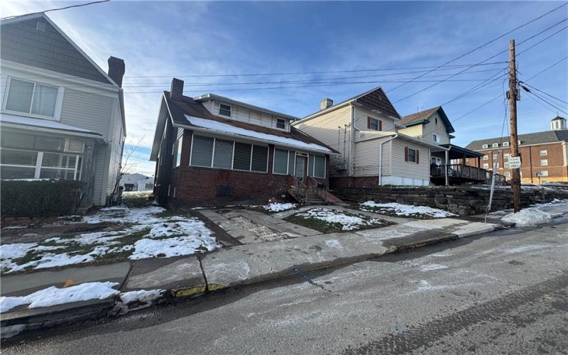 237 S Lincoln Street, Washington, 15301, 3 Bedrooms Bedrooms, 7 Rooms Rooms,1 BathroomBathrooms,Residential,For Sale,S Lincoln Street,1736320