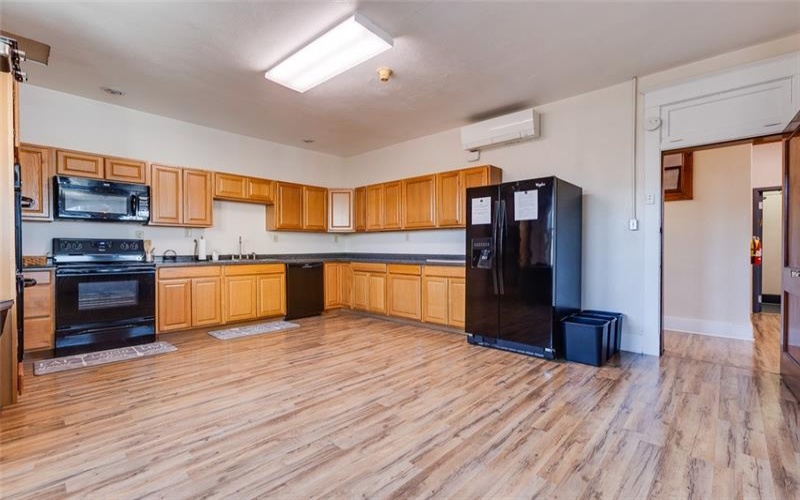 807 Ligonier St, Latrobe, 15650, ,Commercial-industrial-business,For Sale,Ligonier St,1742391