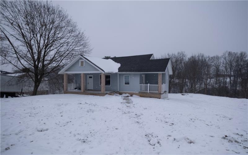 1026 Roosevelt Way, New Alexandria, 15670, 2 Bedrooms Bedrooms, ,1 BathroomBathrooms,Residential,For Sale,Roosevelt Way,1739647