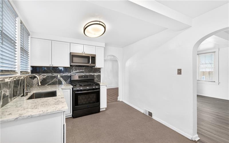 1320 WOODMONT AVENUE, New Kensington, 15068, 3 Bedrooms Bedrooms, 7 Rooms Rooms,1 BathroomBathrooms,Residential,For Sale,WOODMONT AVENUE,1736394