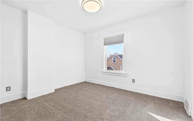 1320 WOODMONT AVENUE, New Kensington, 15068, 3 Bedrooms Bedrooms, 7 Rooms Rooms,1 BathroomBathrooms,Residential,For Sale,WOODMONT AVENUE,1736394