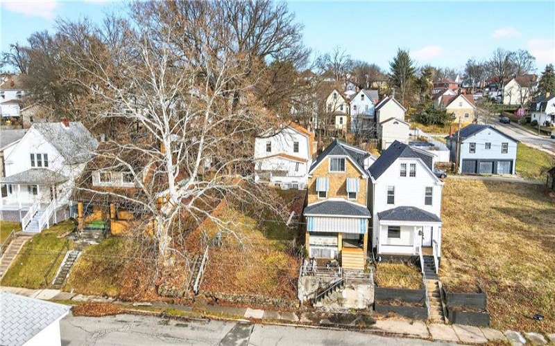 1320 WOODMONT AVENUE, New Kensington, 15068, 3 Bedrooms Bedrooms, 7 Rooms Rooms,1 BathroomBathrooms,Residential,For Sale,WOODMONT AVENUE,1736394