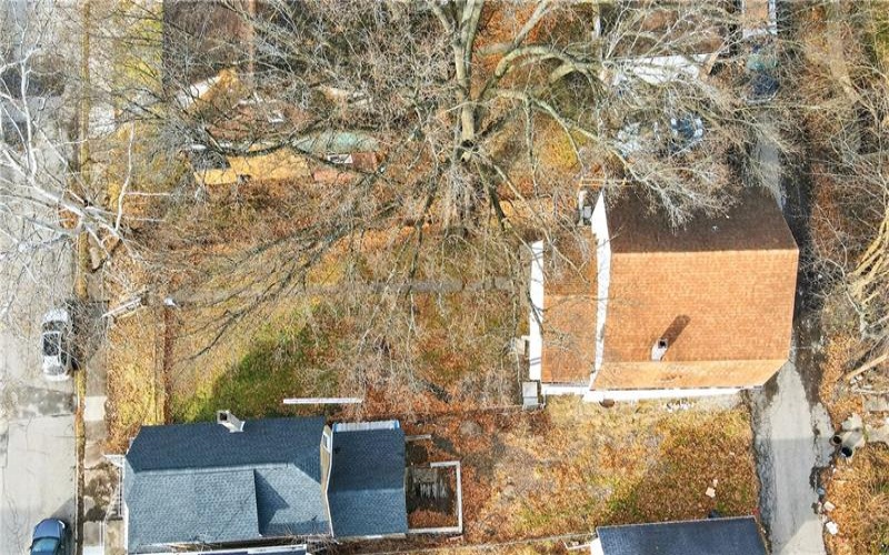 1320 WOODMONT AVENUE, New Kensington, 15068, 3 Bedrooms Bedrooms, 7 Rooms Rooms,1 BathroomBathrooms,Residential,For Sale,WOODMONT AVENUE,1736394