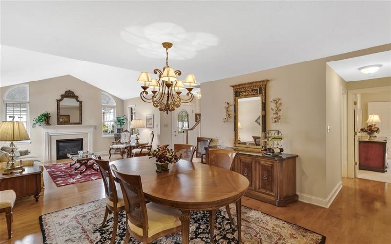 5109 Hemlock Lane, Murrysville, 15668, 2 Bedrooms Bedrooms, 9 Rooms Rooms,2.1 BathroomsBathrooms,Residential,For Sale,Hemlock Lane,1725662
