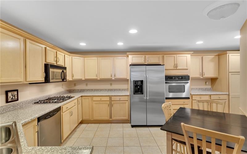 5109 Hemlock Lane, Murrysville, 15668, 2 Bedrooms Bedrooms, 9 Rooms Rooms,2.1 BathroomsBathrooms,Residential,For Sale,Hemlock Lane,1725662