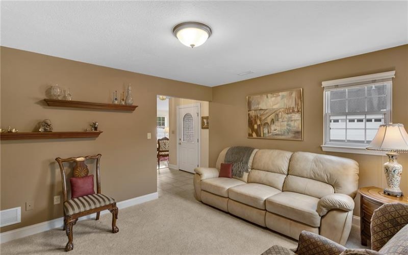 5109 Hemlock Lane, Murrysville, 15668, 2 Bedrooms Bedrooms, 9 Rooms Rooms,2.1 BathroomsBathrooms,Residential,For Sale,Hemlock Lane,1725662