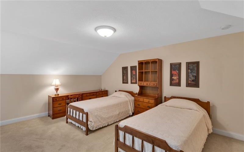 5109 Hemlock Lane, Murrysville, 15668, 2 Bedrooms Bedrooms, 9 Rooms Rooms,2.1 BathroomsBathrooms,Residential,For Sale,Hemlock Lane,1725662