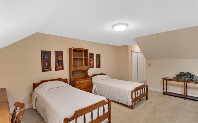 5109 Hemlock Lane, Murrysville, 15668, 2 Bedrooms Bedrooms, 9 Rooms Rooms,2.1 BathroomsBathrooms,Residential,For Sale,Hemlock Lane,1725662