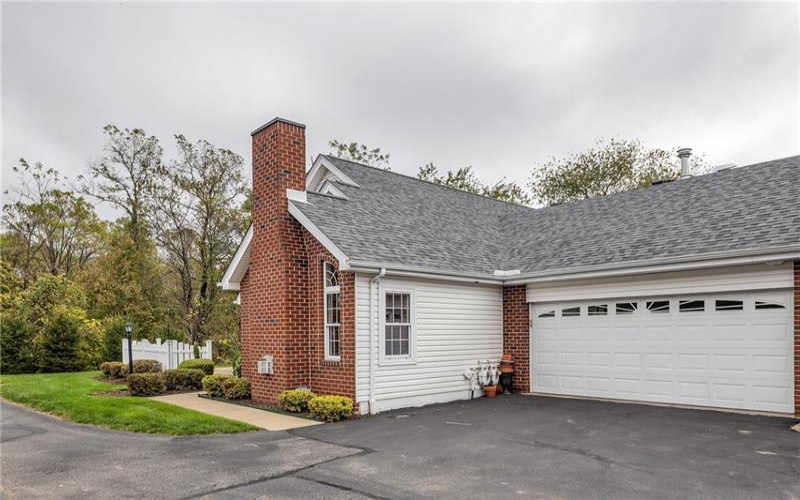 5109 Hemlock Lane, Murrysville, 15668, 2 Bedrooms Bedrooms, 9 Rooms Rooms,2.1 BathroomsBathrooms,Residential,For Sale,Hemlock Lane,1725662