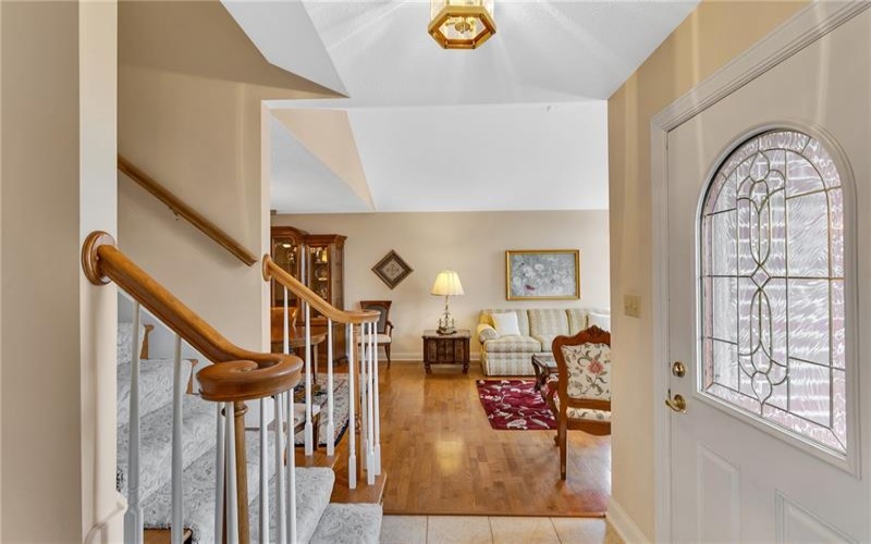 5109 Hemlock Lane, Murrysville, 15668, 2 Bedrooms Bedrooms, 9 Rooms Rooms,2.1 BathroomsBathrooms,Residential,For Sale,Hemlock Lane,1725662