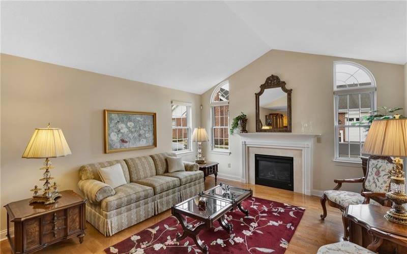 5109 Hemlock Lane, Murrysville, 15668, 2 Bedrooms Bedrooms, 9 Rooms Rooms,2.1 BathroomsBathrooms,Residential,For Sale,Hemlock Lane,1725662