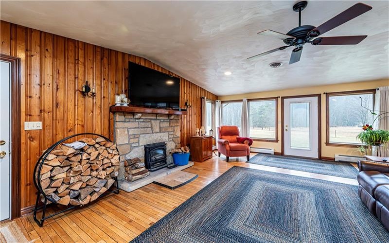 931 DARLINGTON ROAD, LIGONIER, 15658, 3 Bedroom Bedrooms, ,2 BathroomBathrooms,Farm-acreage-lot,For Sale,DARLINGTON ROAD,1742444