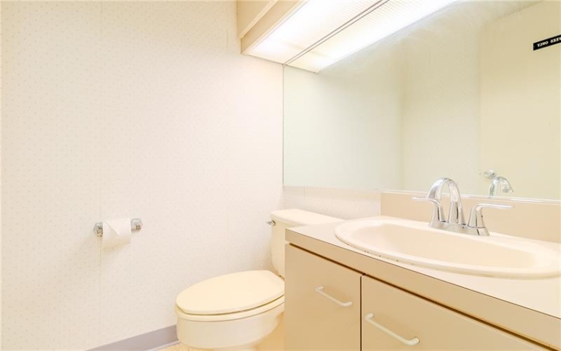346 Freeport St- Suite #207, New Kensington, 15068, ,Commercial-industrial-business,For Sale,Freeport St- Suite #207,1747169