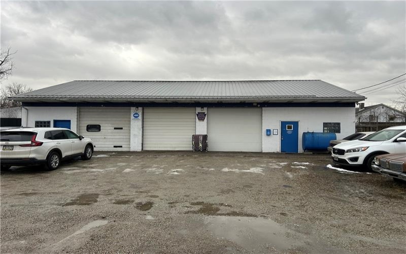 583 Mcclellandtown Rd, Uniontown, 15401, ,Commercial-industrial-business,For Sale,Mcclellandtown Rd,1736465