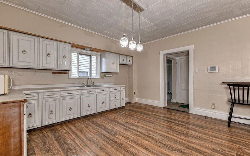 500 Painter St, Everson, 15631, 4 Bedrooms Bedrooms, 9 Rooms Rooms,2 BathroomsBathrooms,Residential,For Sale,Painter St,1742460