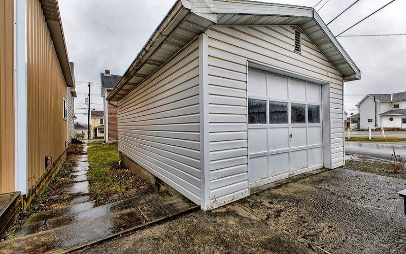 500 Painter St, Everson, 15631, 4 Bedrooms Bedrooms, 9 Rooms Rooms,2 BathroomsBathrooms,Residential,For Sale,Painter St,1742460