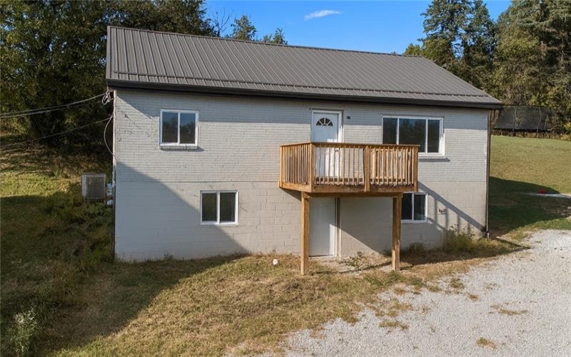 1460 Guffey, Irwin, 15642, 3 Bedrooms Bedrooms, 8 Rooms Rooms,1.1 BathroomsBathrooms,Residential,For Sale,Guffey,1725722