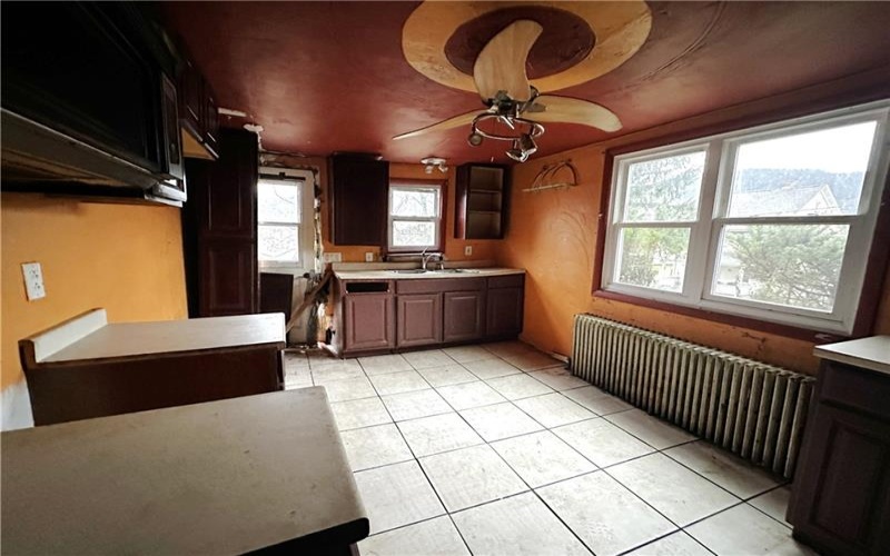 492 Brush Avenue, Greater Johnstown, 15906, 5 Bedrooms Bedrooms, 8 Rooms Rooms,2 BathroomsBathrooms,Residential,For Sale,Brush Avenue,1739682