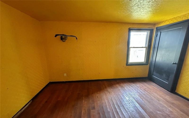 492 Brush Avenue, Greater Johnstown, 15906, 5 Bedrooms Bedrooms, 8 Rooms Rooms,2 BathroomsBathrooms,Residential,For Sale,Brush Avenue,1739682