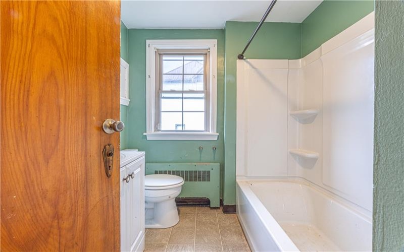 202 Georgia Ave, Connellsville, 15425, 4 Bedrooms Bedrooms, ,2 BathroomsBathrooms,Residential,For Sale,Georgia Ave,1744964