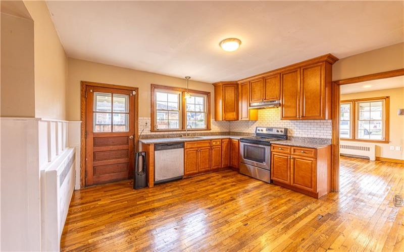 202 Georgia Ave, Connellsville, 15425, 4 Bedrooms Bedrooms, ,2 BathroomsBathrooms,Residential,For Sale,Georgia Ave,1744964