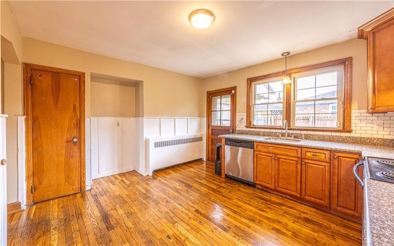 202 Georgia Ave, Connellsville, 15425, 4 Bedrooms Bedrooms, ,2 BathroomsBathrooms,Residential,For Sale,Georgia Ave,1744964