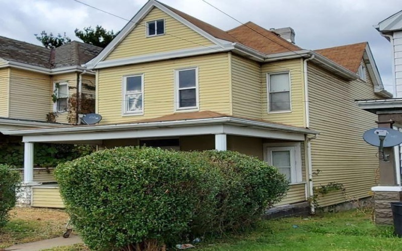 631 Reed Ave, Monessen, 15062, 3 Bedrooms Bedrooms, ,0.1 BathroomBathrooms,Residential,For Sale,Reed Ave,1736531