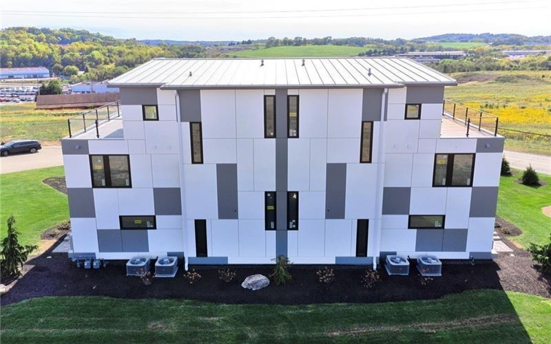 4009 Alexander Court, Murrysville, 15632, 3 Bedrooms Bedrooms, 8 Rooms Rooms,2.1 BathroomsBathrooms,Residential,For Sale,Alexander Court,1725922
