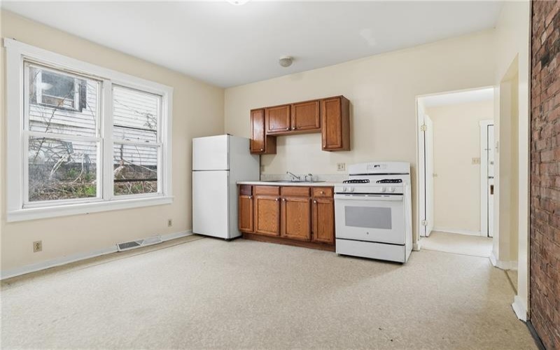 144 Ridge Avenue, New Kensington, 15068, ,Multi-unit,For Sale,Ridge Avenue,1747220