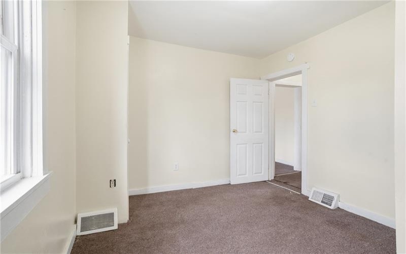 144 Ridge Avenue, New Kensington, 15068, ,Multi-unit,For Sale,Ridge Avenue,1747220