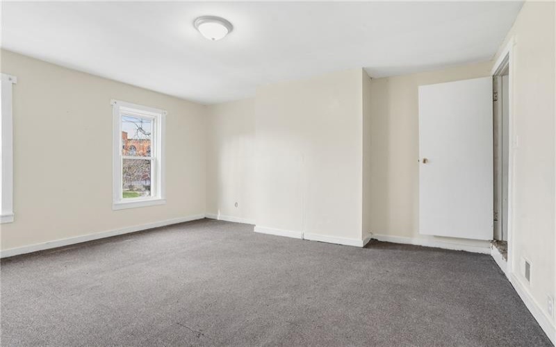144 Ridge Avenue, New Kensington, 15068, ,Multi-unit,For Sale,Ridge Avenue,1747220