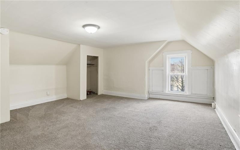 144 Ridge Avenue, New Kensington, 15068, ,Multi-unit,For Sale,Ridge Avenue,1747220