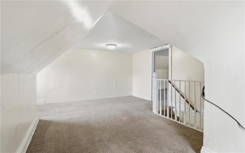 144 Ridge Avenue, New Kensington, 15068, ,Multi-unit,For Sale,Ridge Avenue,1747220