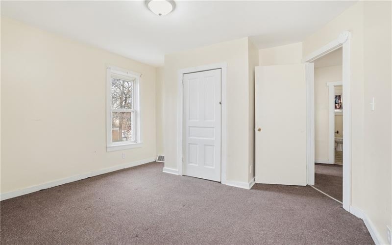 144 Ridge Avenue, New Kensington, 15068, ,Multi-unit,For Sale,Ridge Avenue,1747220
